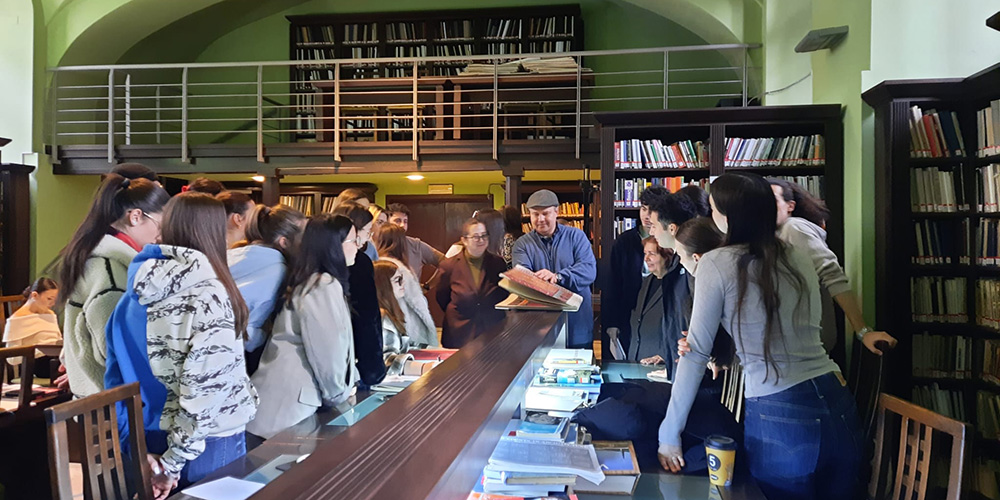 Sala de lectură cărți